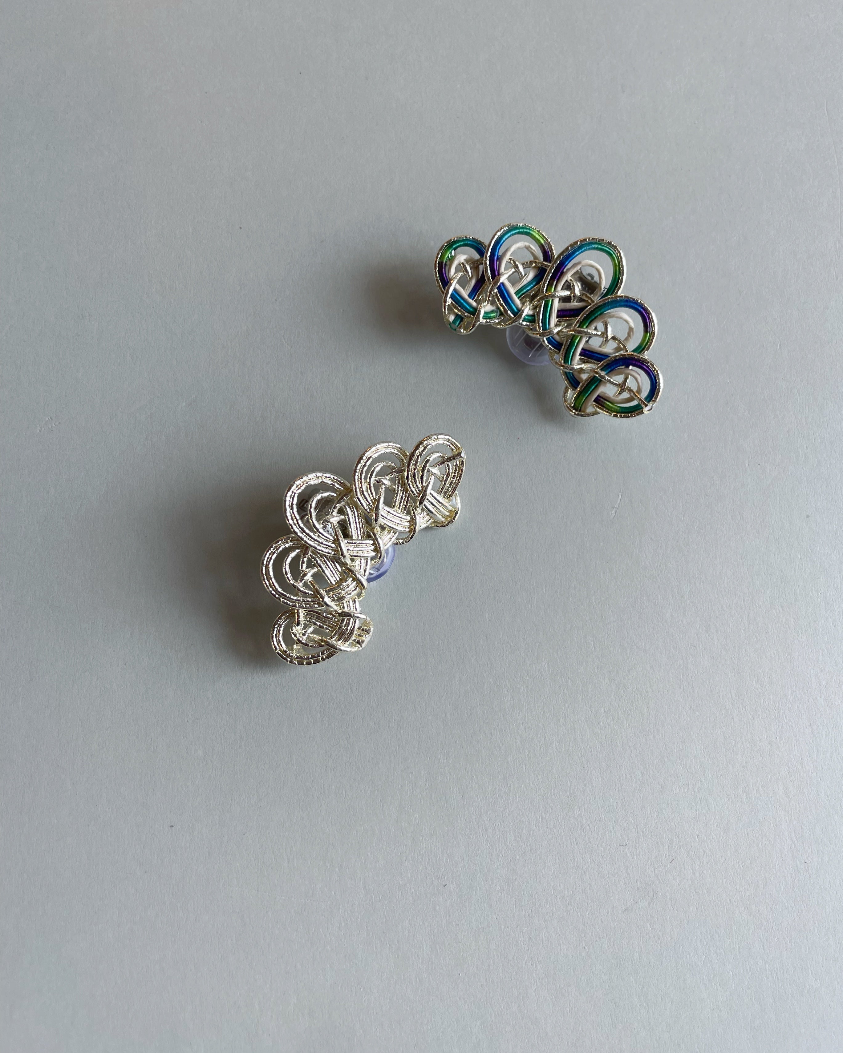 hanairoaiki イヤリング ear cuff-hane (maru)｜イヤーカフ｜TOKYO MIZUHIKI Origina – TOKYO