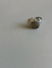 이미지를 갤러리 뷰어에 로드 , Mizuhiki meets Antique Button-ring｜指飾り｜TOKYO MIZUHIKI by Emi
