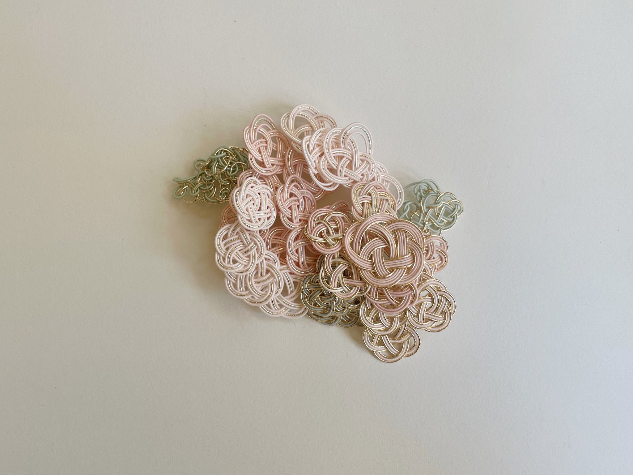 206   水引アクセサリー　ブローチ　松結び　new 010 水引アクセサリー 松結び ブローチ | iichi 日々の暮らしを