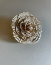 이미지를 갤러리 뷰어에 로드 , brooch-hanagasane｜ブローチ｜TOKYO MIZUHIKI by Emi
