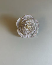 이미지를 갤러리 뷰어에 로드 , brooch-hanagasane｜ブローチ｜TOKYO MIZUHIKI by Emi
