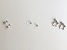 Muatkan imej ke dalam penonton Galeri, earrings torinosu bird&#39;s nest｜鳥の巣ピアスイヤリング｜TOKYO MIZUHIKI by Emi
